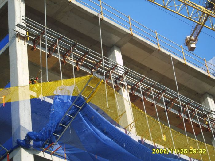 S8000638.JPG