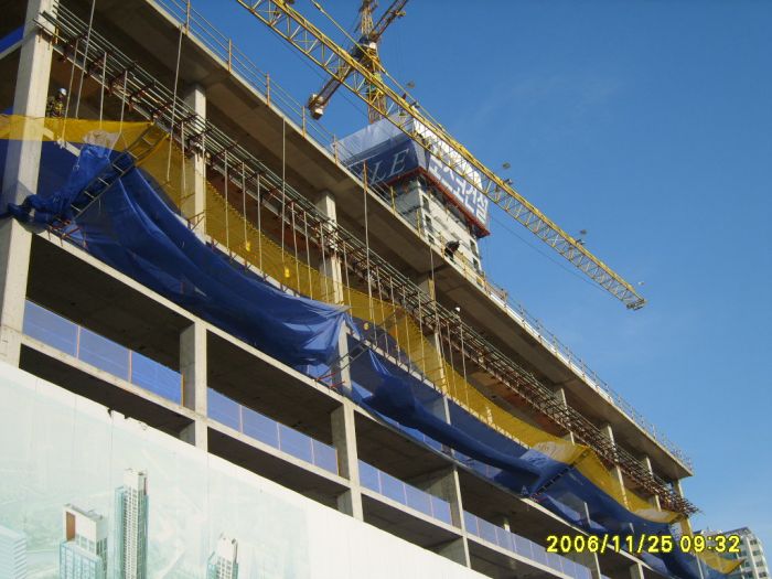 S8000639.JPG