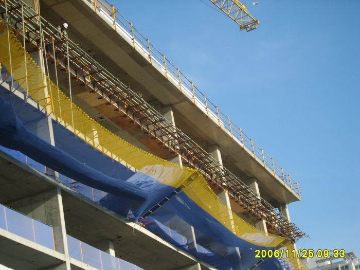S8000642.JPG